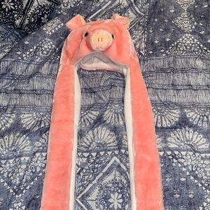 Spirit hood w/ pockets